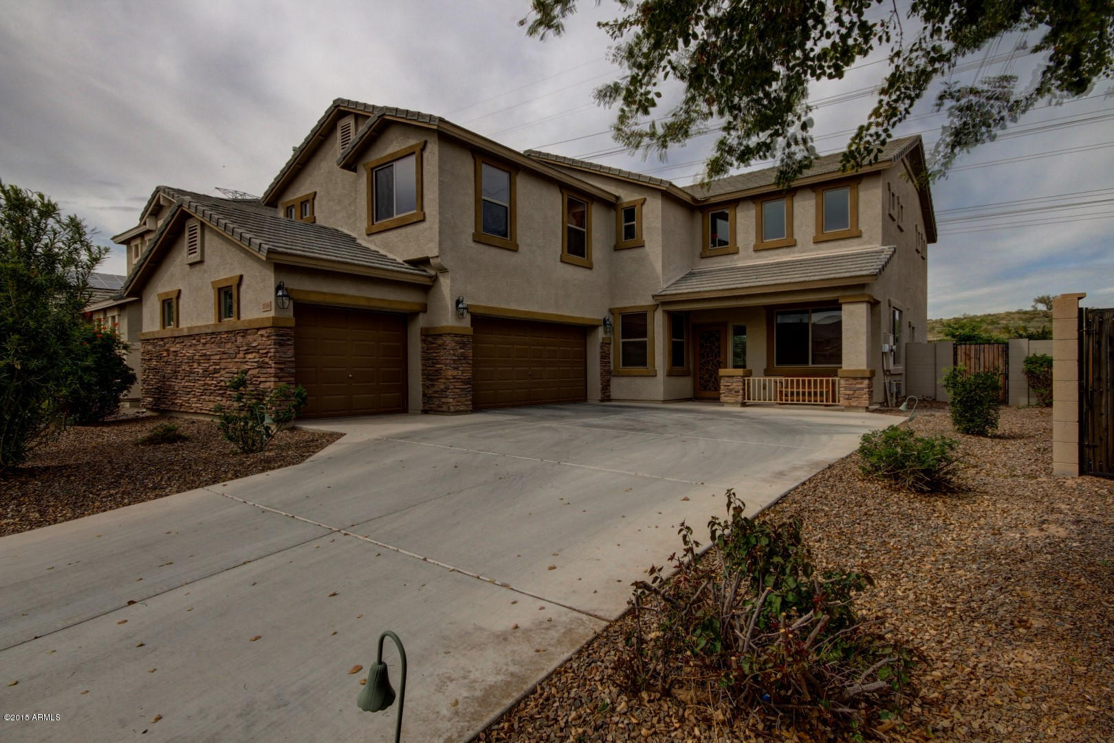 2538 East Ridge Creek Road Phoenix, AZ 85024 - Photo 1 of 53 Ridge Creek Front 1