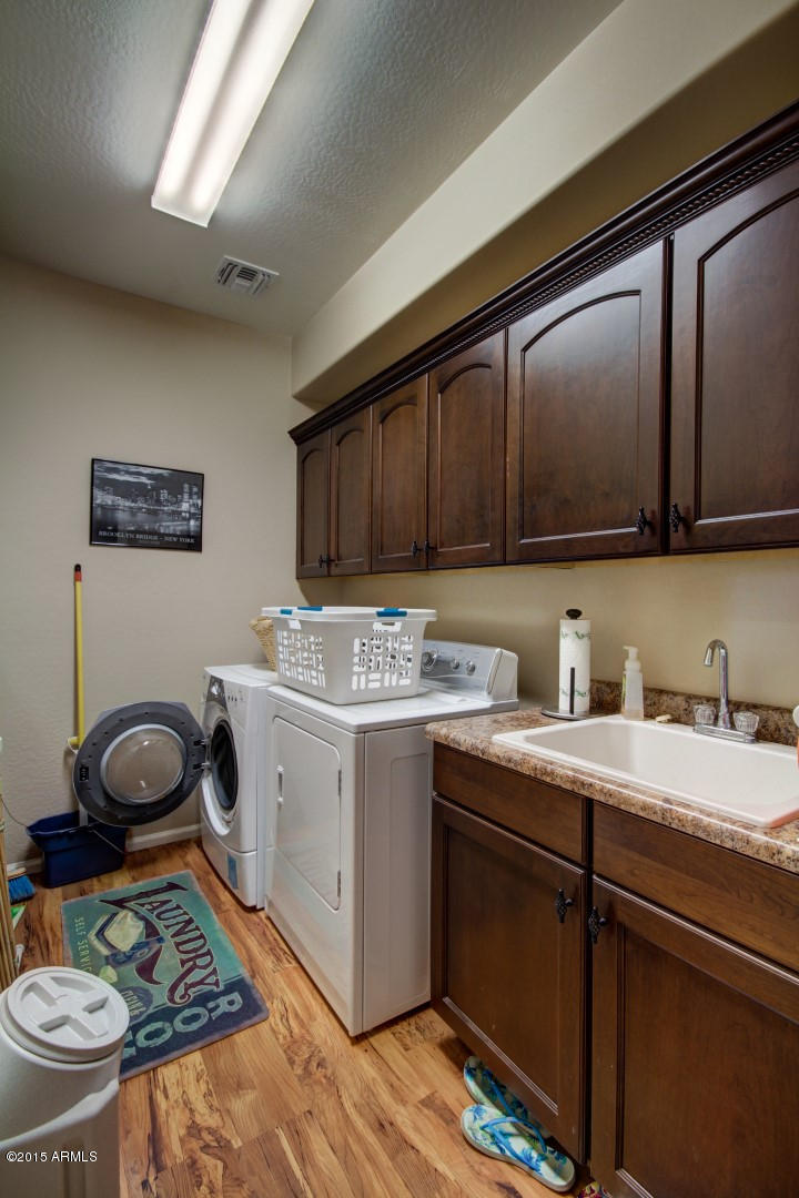 2538 East Ridge Creek Road Phoenix, AZ 85024 - Photo 22 of 53 Laundry Rm-Extra Cabinetry-Large sink