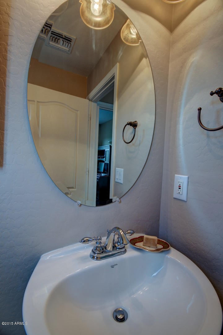 2538 East Ridge Creek Road Phoenix, AZ 85024 - Photo 25 of 53 Downstairs Guest Bathroom