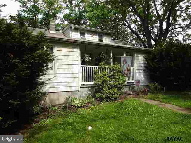475 Hykes Mill Road Manchester, PA 17345 - Photo 3 of 30 Gallery Image 3