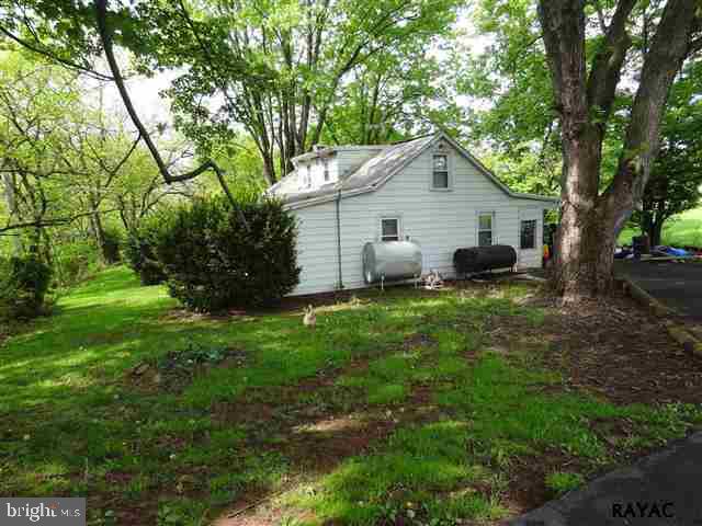 475 Hykes Mill Road Manchester, PA 17345 - Photo 4 of 30 Gallery Image 4