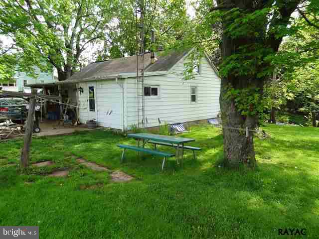 475 Hykes Mill Road Manchester, PA 17345 - Photo 6 of 30 Gallery Image 6