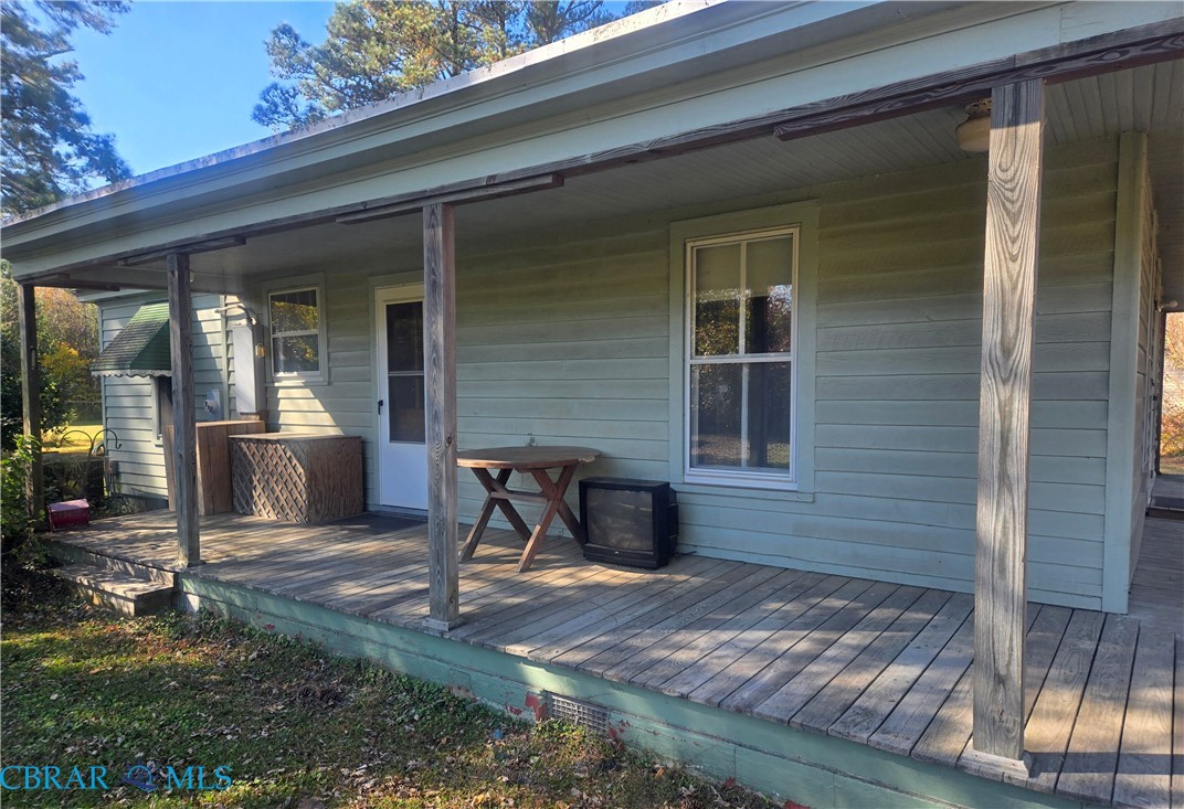505 Centerville Road Shacklefords, VA 23156 - Photo 7 of 46