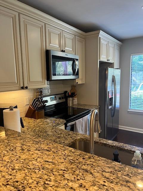 359 Spoonbill Lane, Unit A Mount Pleasant, SC 29464 - Photo 14 of 33 IMG_2853