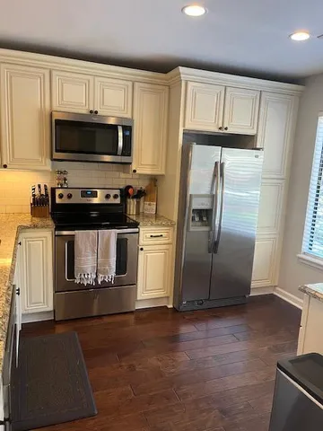 $3,000 | 359 Spoonbill Lane, Unit A, Mount Pleasant, SC 29464