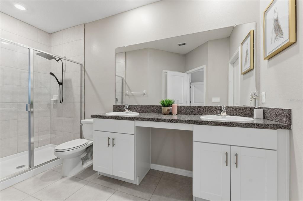 31607 Blue Passing Loop Wesley Chapel, FL 33545 - Photo 13 of 26