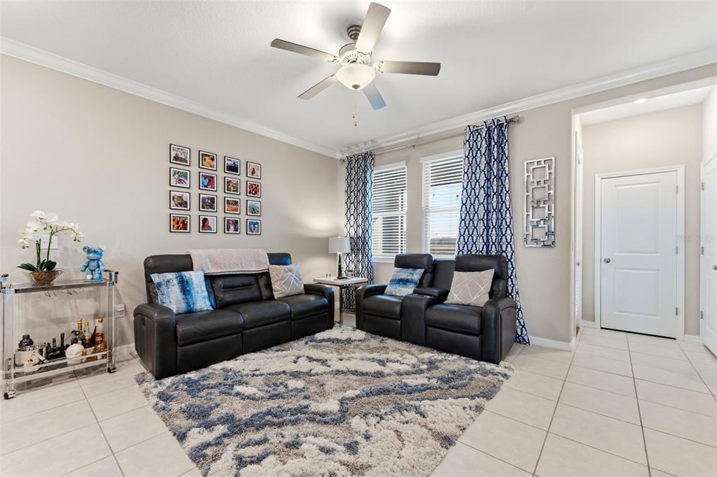 31607 Blue Passing Loop Wesley Chapel, FL 33545 - Photo 5 of 26