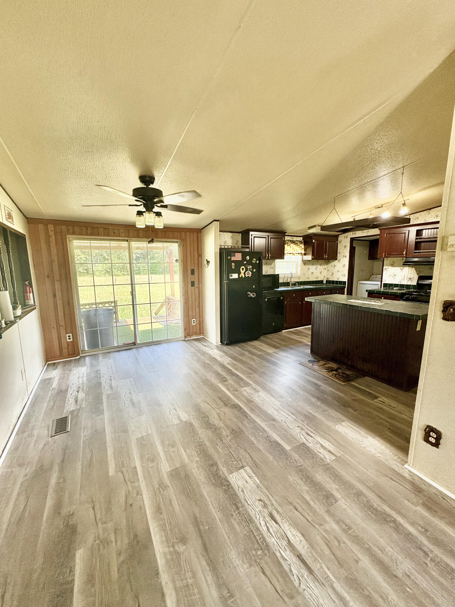 1646 Wells Road Summerton, SC 29148 - Photo 11 of 24 IMG_2074