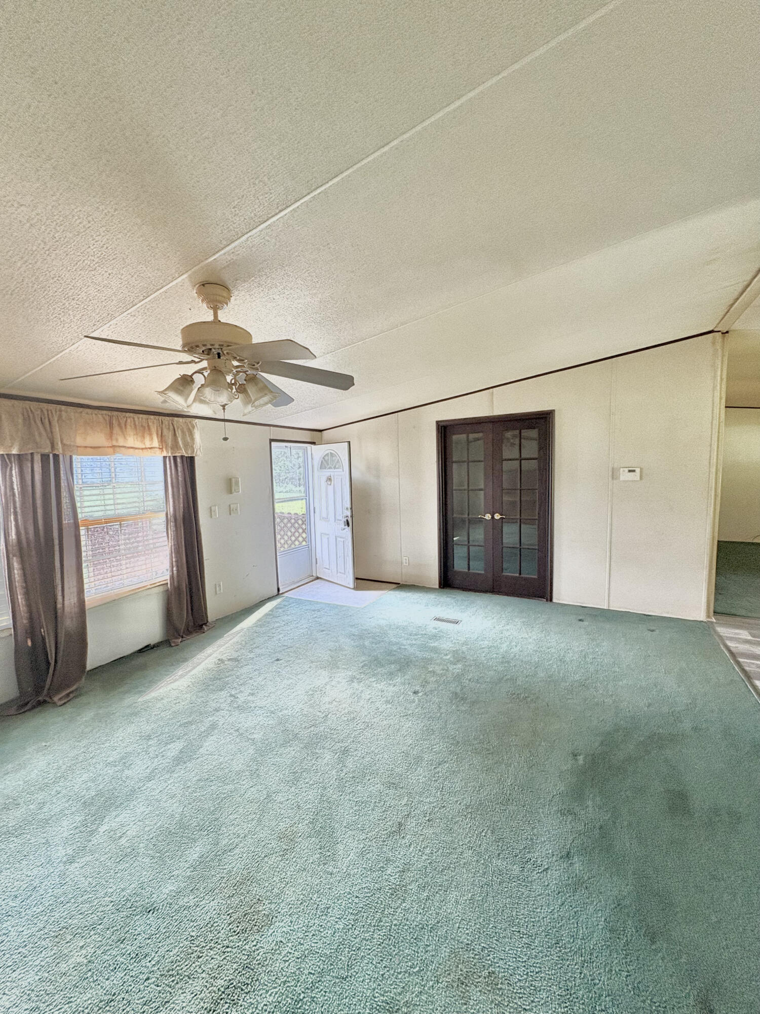 1646 Wells Road Summerton, SC 29148 - Photo 21 of 24 IMG_2085