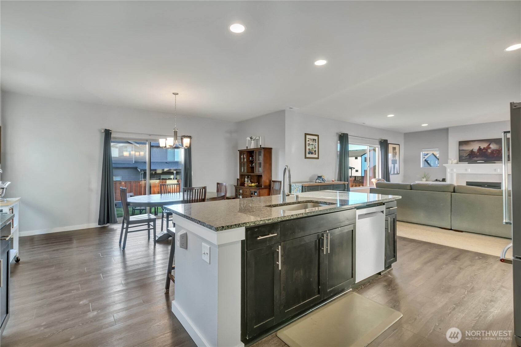 291 South Sergeant Street Buckley, WA 98321 - Photo 13 of 38 a kitchen with a sink and cabinets