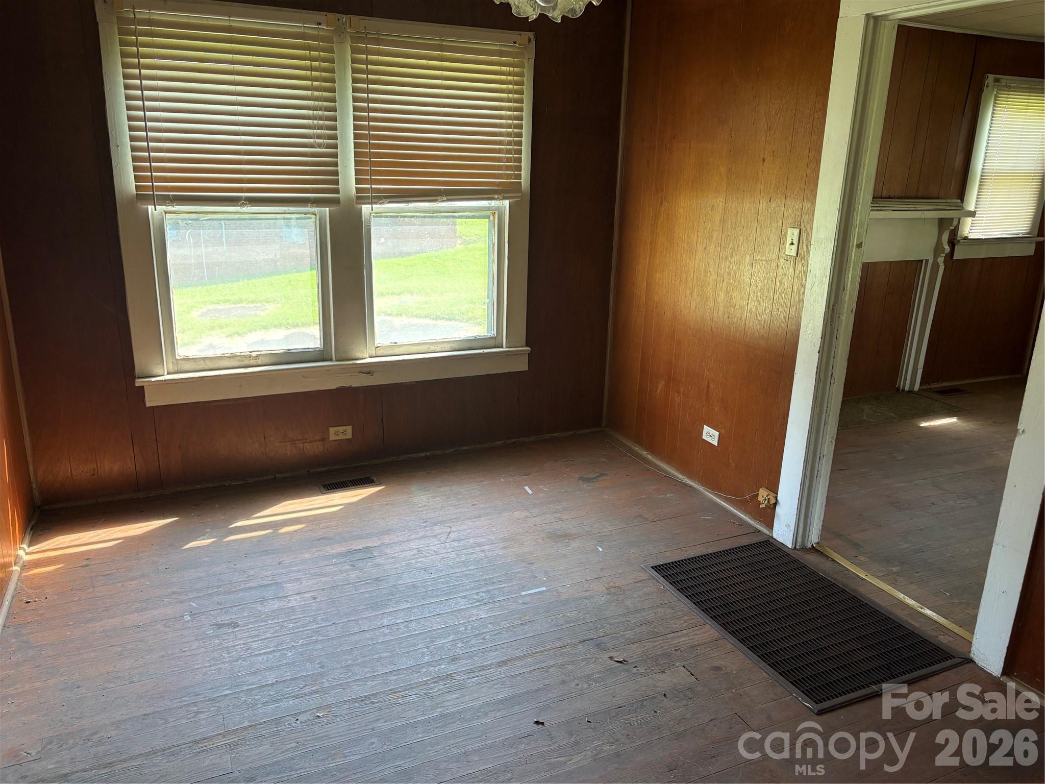 1306 Salem Road Morganton, NC 28655 - Photo 4 of 10 Gallery Image 4