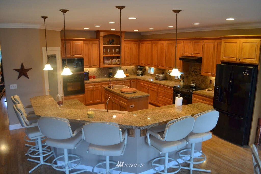 923 East Strong Road Shelton, WA 98584 - Photo 5 of 24 Gallery Image 5