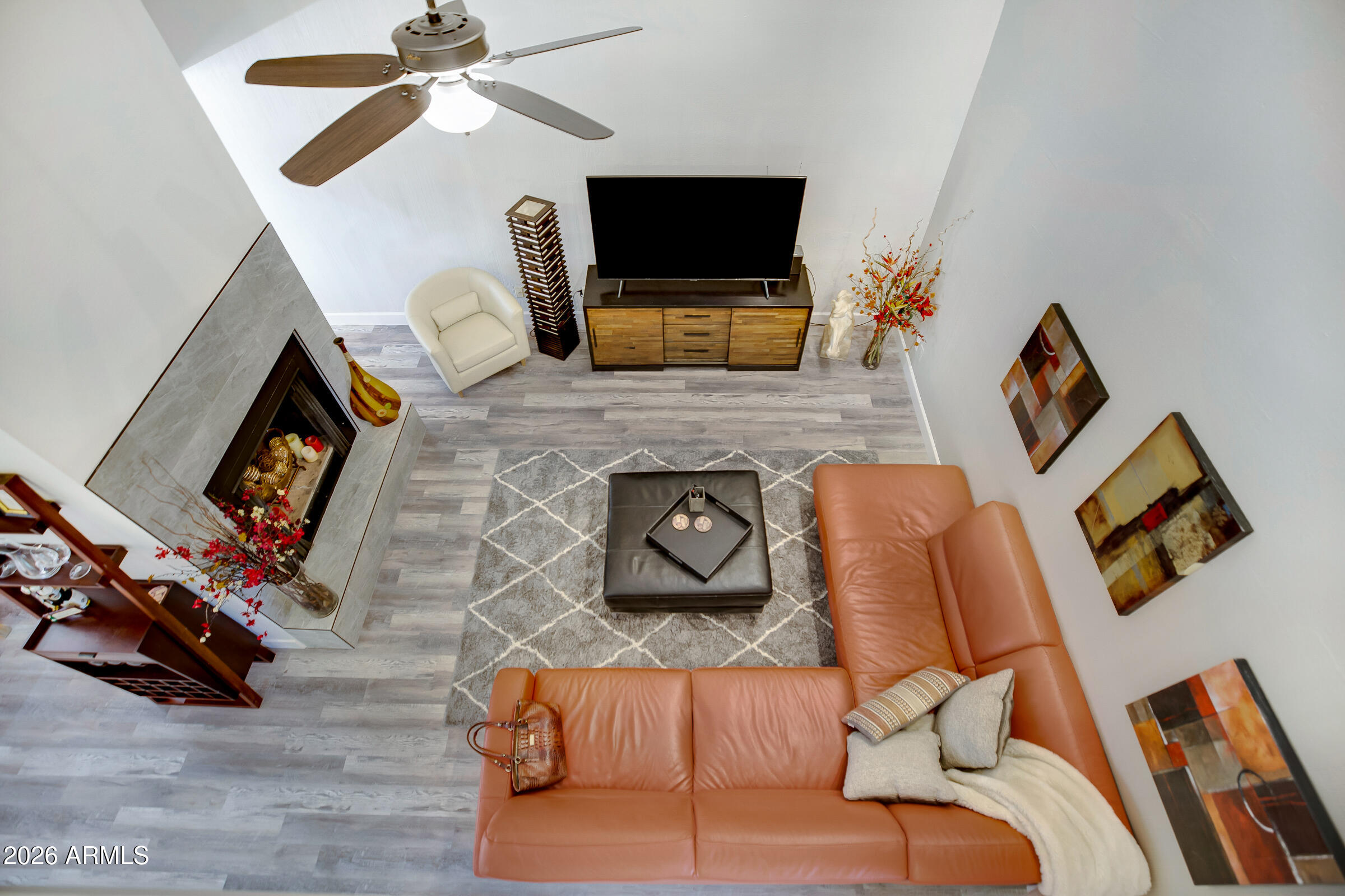 6502 North 10th Place Phoenix, AZ 85014 - Photo 4 of 29 6502 N 10th Pl-30