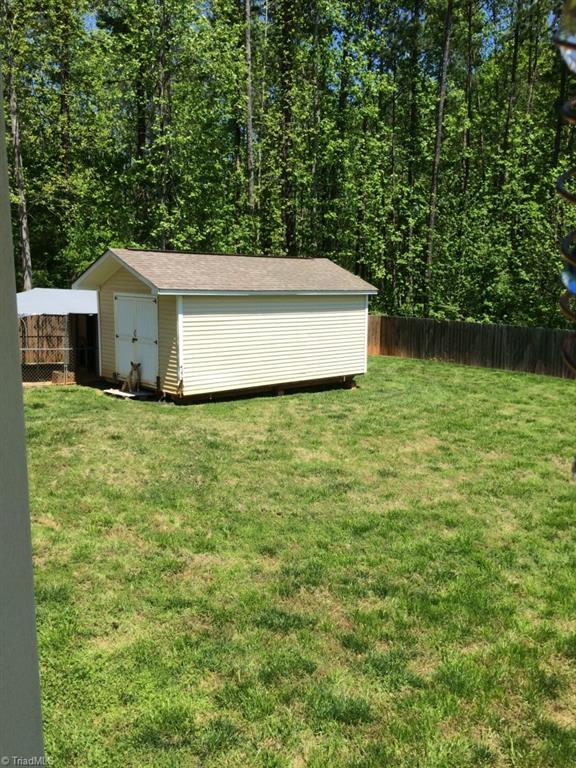 305 Kirkman Road Lexington, NC 27292 - Photo 3 of 15 Gallery Image 3