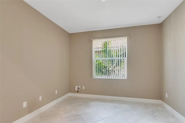 $525,000 | 1830 Berkshire Circle Southwest, Vero Beach, FL 32968