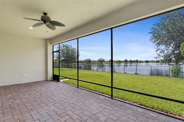 $525,000 | 1830 Berkshire Circle Southwest, Vero Beach, FL 32968