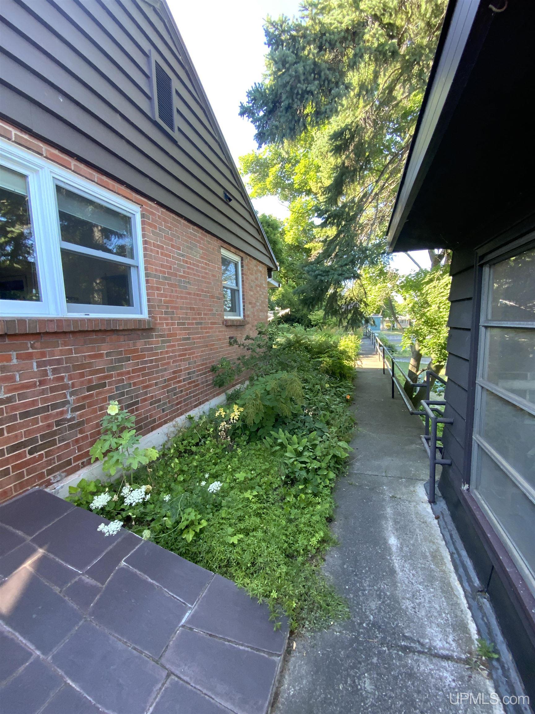 515 East Ridge Street Marquette, MI 49855 - Photo 53 of 68 Gallery Image 53