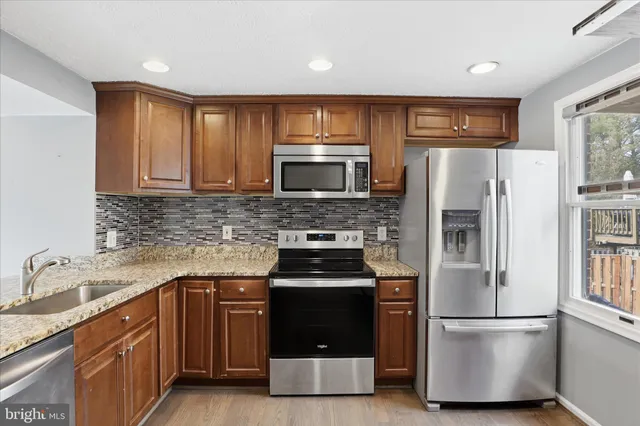 $2,500 | 8418 White Feather Court, Lorton, VA 22079