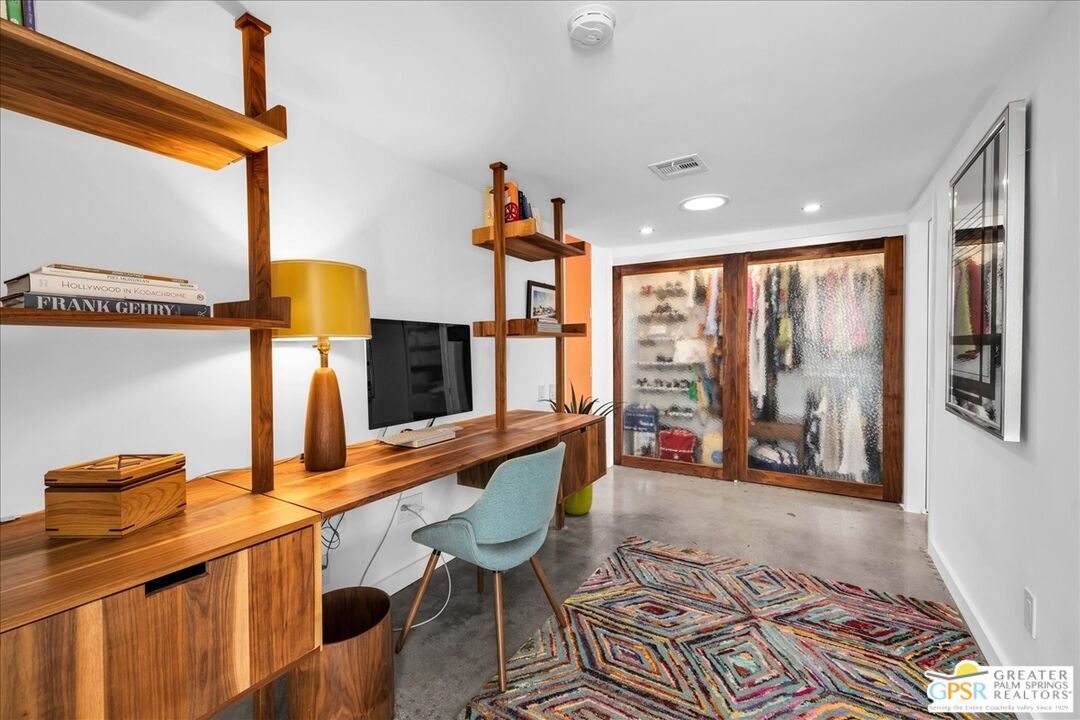 360 Cabrillo Road, Unit 232 Palm Springs, CA 92262 - Photo 18 of 34 Gallery Image 18