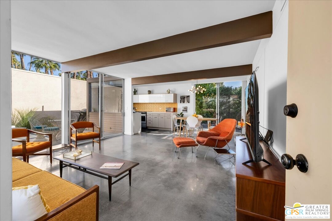 360 Cabrillo Road, Unit 232 Palm Springs, CA 92262 - Photo 3 of 34 Gallery Image 3