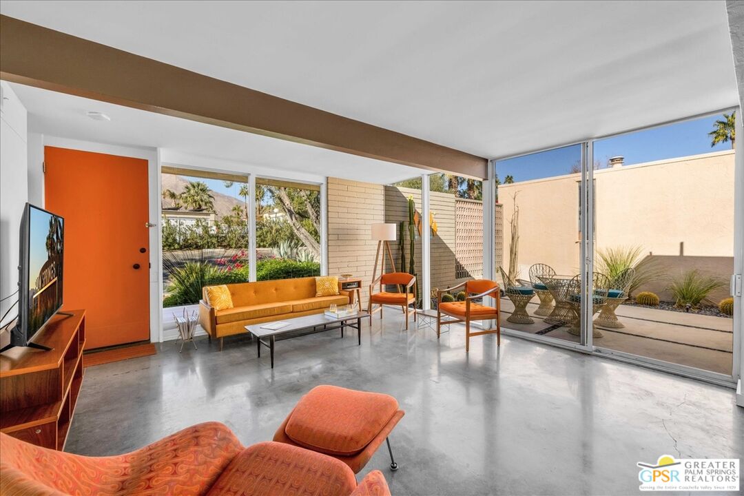 360 Cabrillo Road, Unit 232 Palm Springs, CA 92262 - Photo 4 of 34 Gallery Image 4