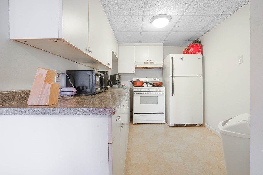 14 Bay Street Fall River, MA 02721 - Photo 7 of 16