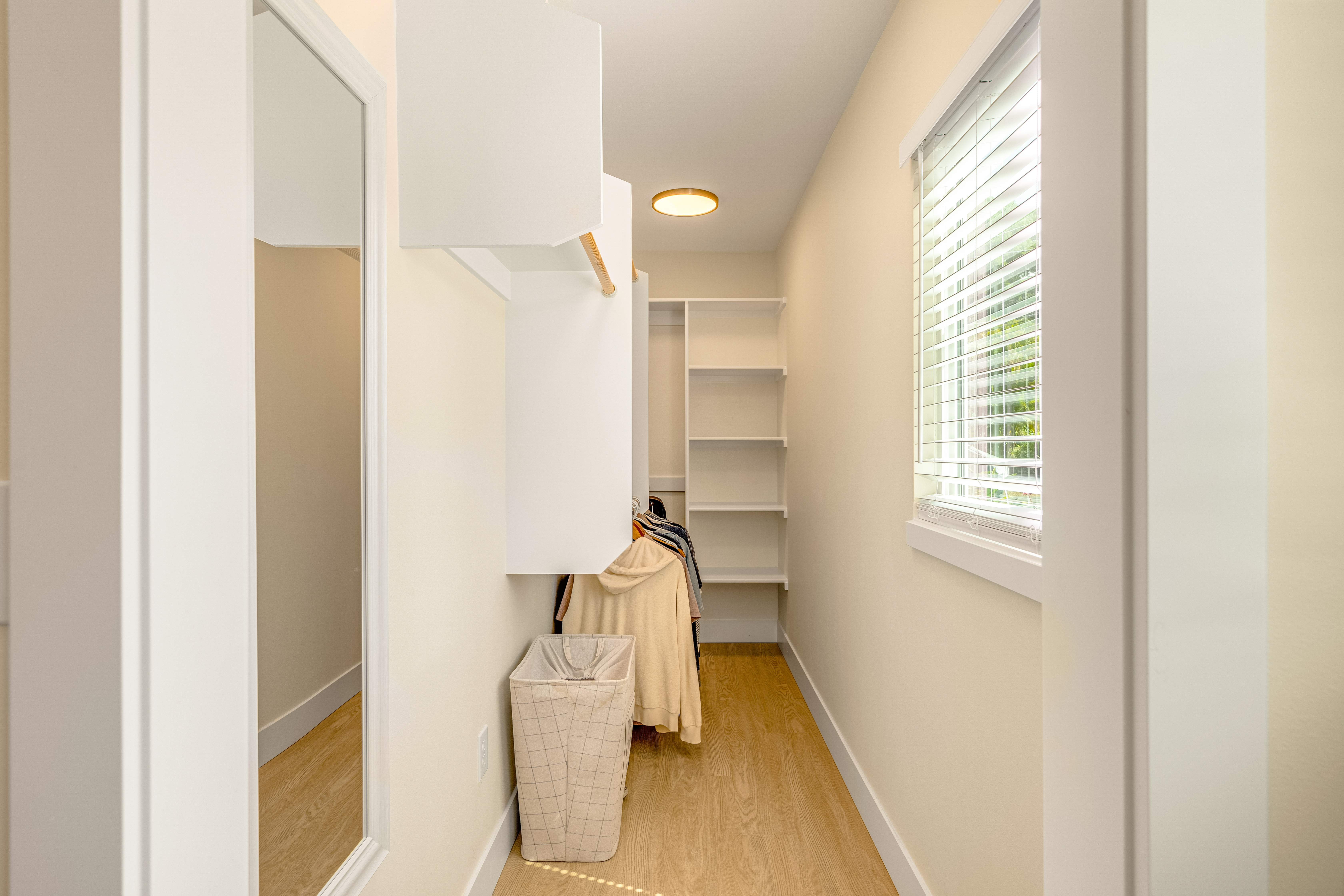 77-6472 Kilohana Street Kailua-Kona, HI 96740 - Photo 11 of 29 a bathroom with a sink and mirror