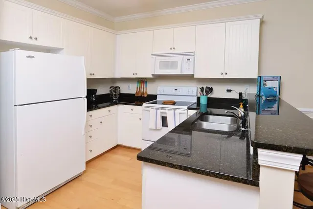 $1,700 | 4003 Marina Townes Drive, New Bern, NC 28560