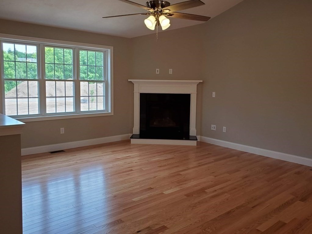 14 Kettle Hill Road Uxbridge, MA 01569 - Photo 7 of 15