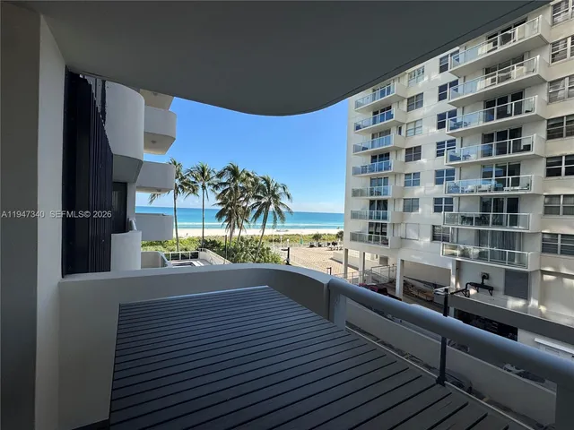 $1,100,000 | 5757 Collins Avenue, Unit 504, Miami Beach, FL 33140