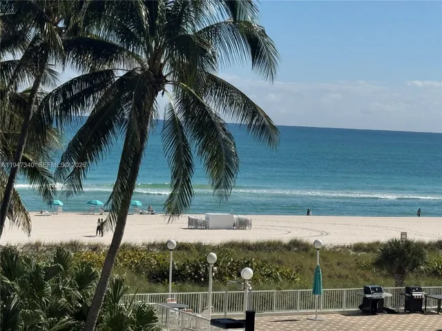 $1,100,000 | 5757 Collins Avenue, Unit 504, Miami Beach, FL 33140