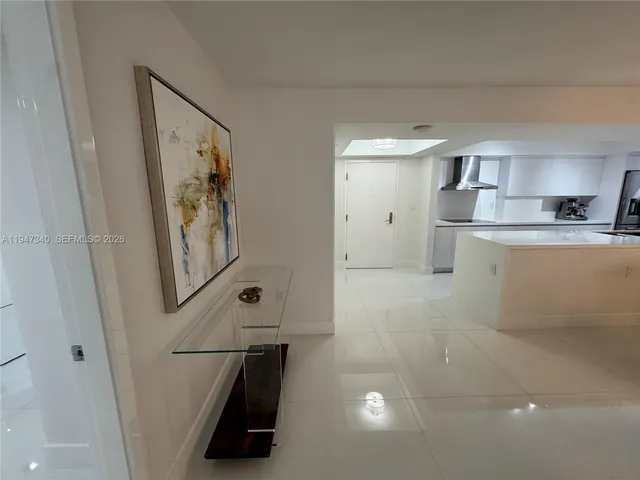 $1,100,000 | 5757 Collins Avenue, Unit 504, Miami Beach, FL 33140
