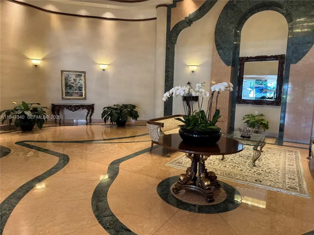 $1,100,000 | 5757 Collins Avenue, Unit 504, Miami Beach, FL 33140