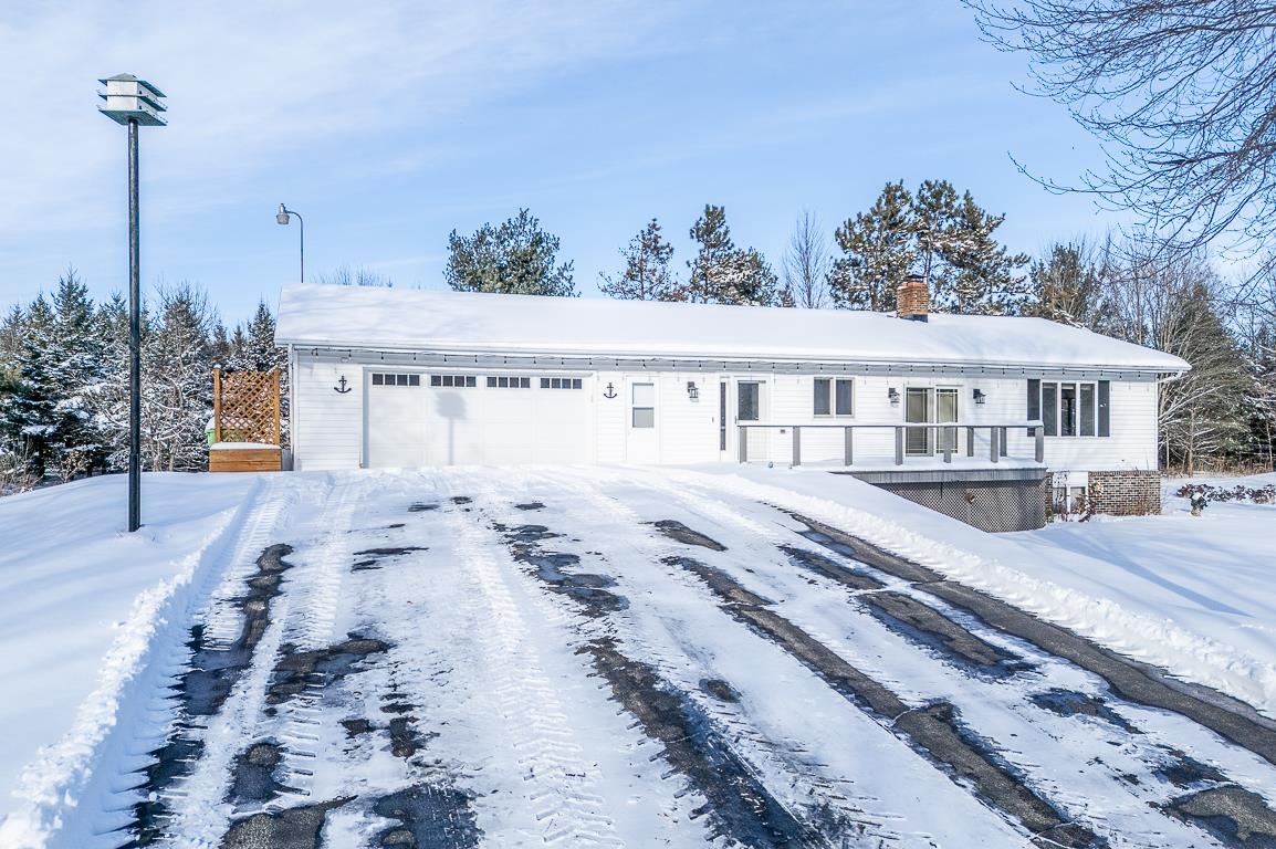 E8130 Flease Road New London, WI 54961 - Photo 2 of 80