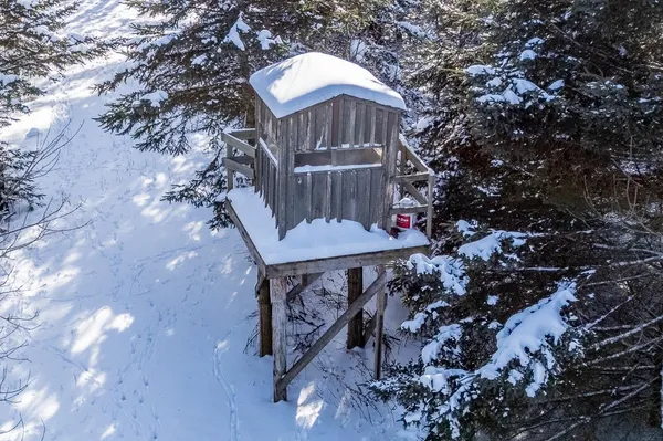 $575,000 | E8130 Flease Road, New London, WI 54961
