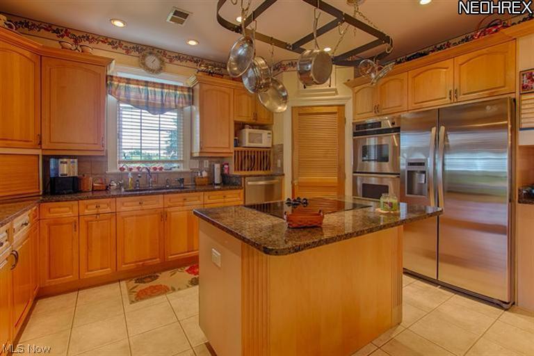 14360 Butternut Road Burton, OH 44021 - Photo 13 of 25