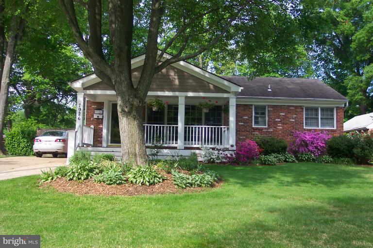 7926 Bainbridge Road Alexandria, VA 22308 - Photo 18 of 20 This home has great curb appeal!
