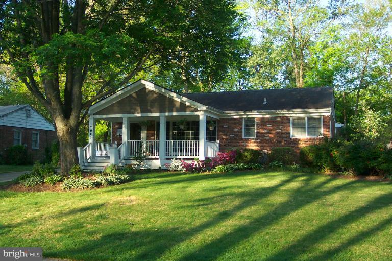 7926 Bainbridge Road Alexandria, VA 22308 - Photo 20 of 20 Expanded and Updated Brick Rambler