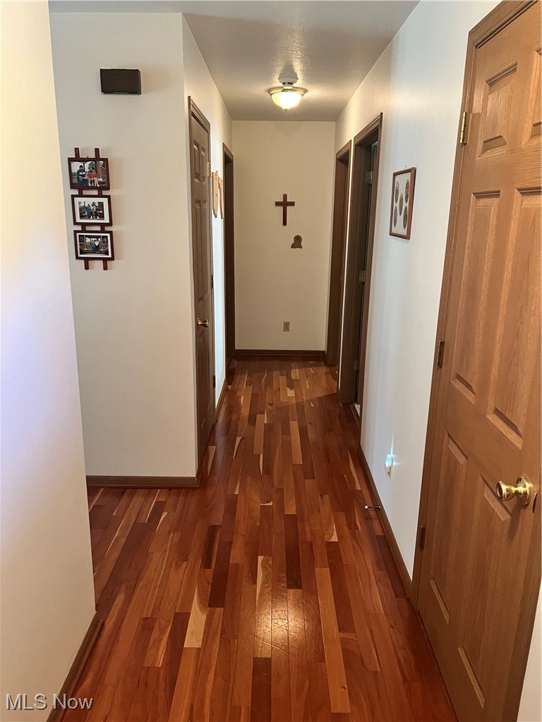 15372B Sprucevale Road East Liverpool, OH 43920 - Photo 10 of 14 Hallway to bedrooms