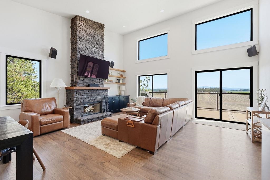 26435 North Spotted Road Deer Park, WA 99006 - Photo 7 of 49