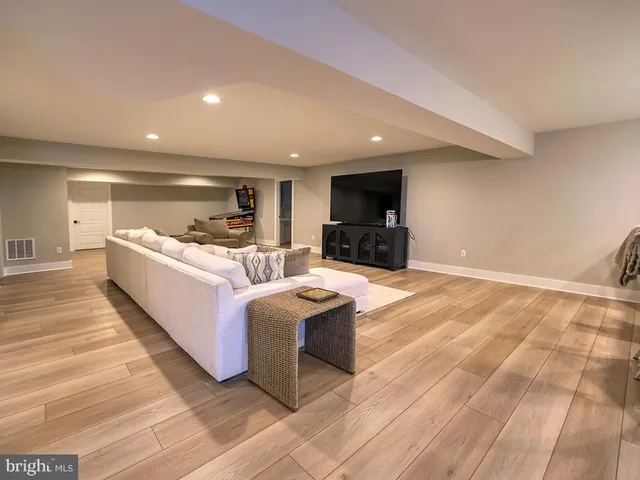 $2,950,000 | 16516 New Road, Lewes, DE 19958