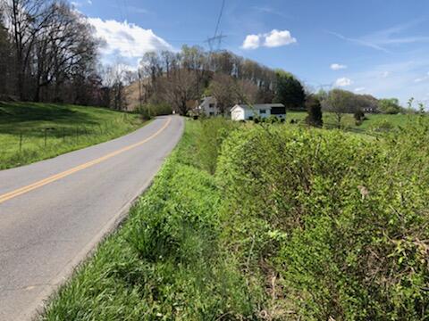 489 Warren Road Piney Flats, TN 37686 - Photo 7 of 16 IMG_1348