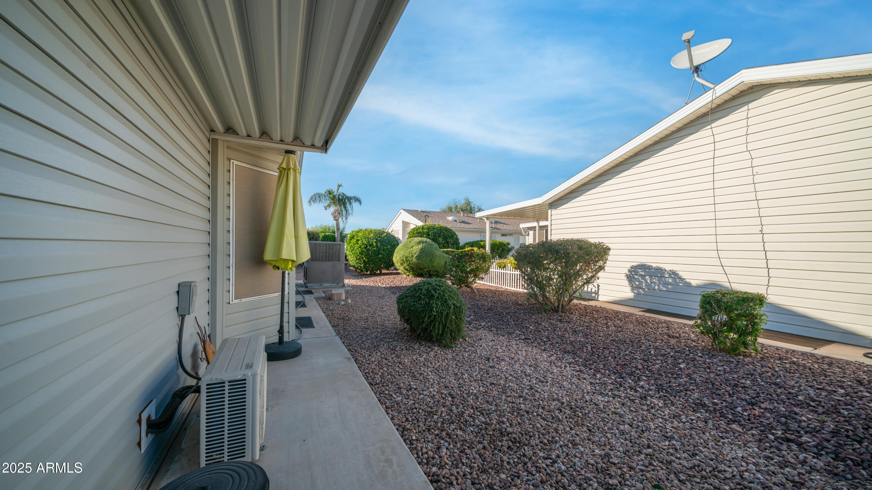 2550 South Ellsworth Road, Unit 751 Mesa, AZ 85209 - Photo 27 of 27 a view of outdoor space and porch