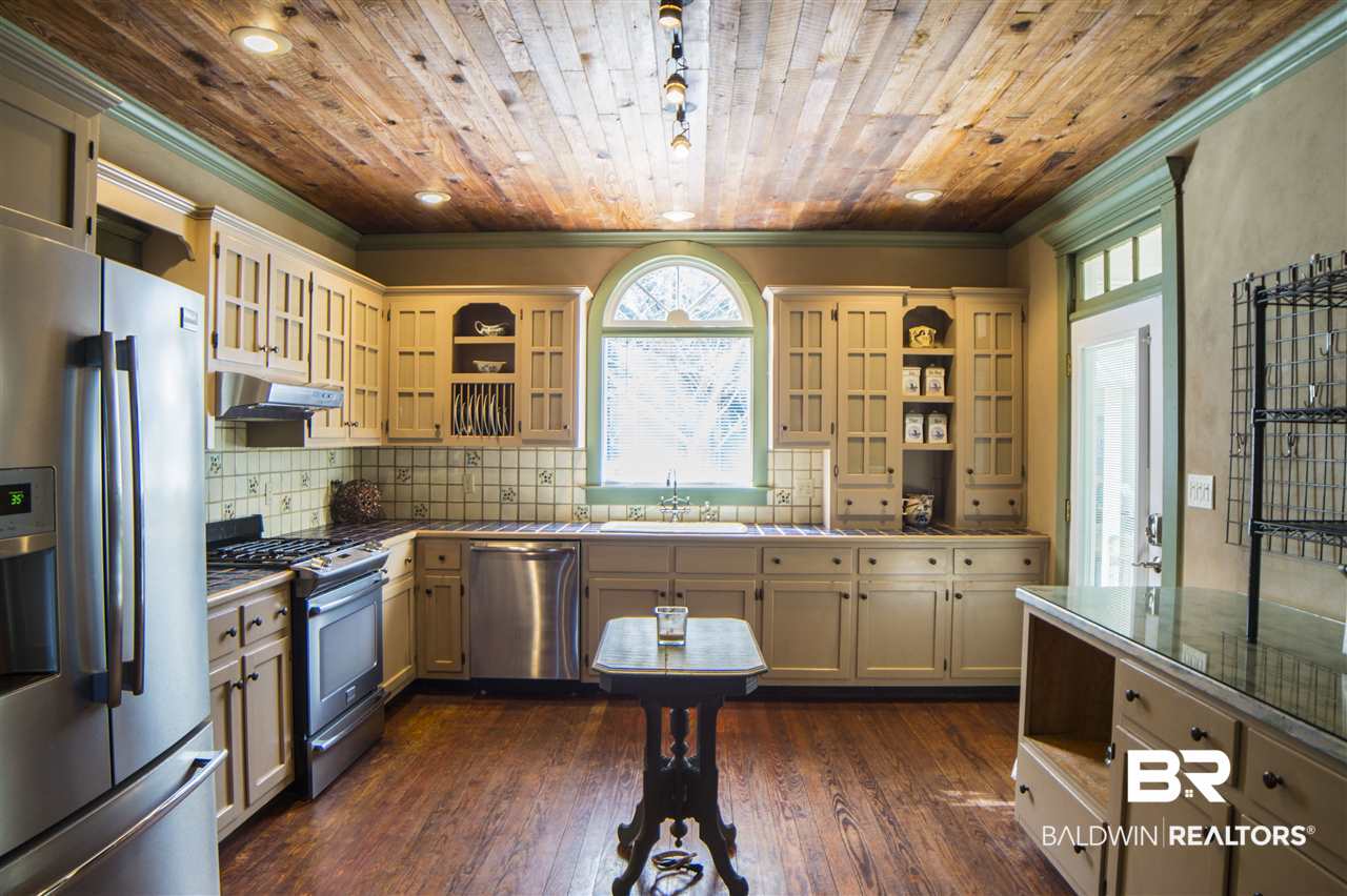 10380 Rebel Road Daphne, AL 36526 - Photo 9 of 36