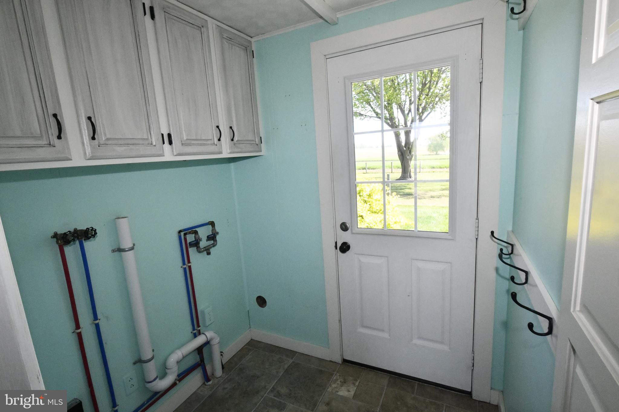 325 May Post Strasburg, PA 17579 - Photo 13 of 22 a view of walk in closet