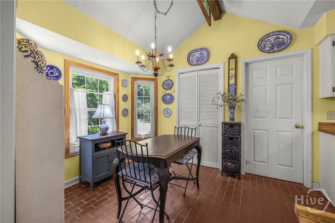 12 Sutton Road Savannah, GA 31419 - Photo 12 of 33
