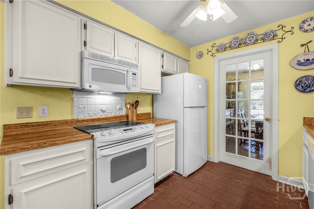 12 Sutton Road Savannah, GA 31419 - Photo 14 of 33
