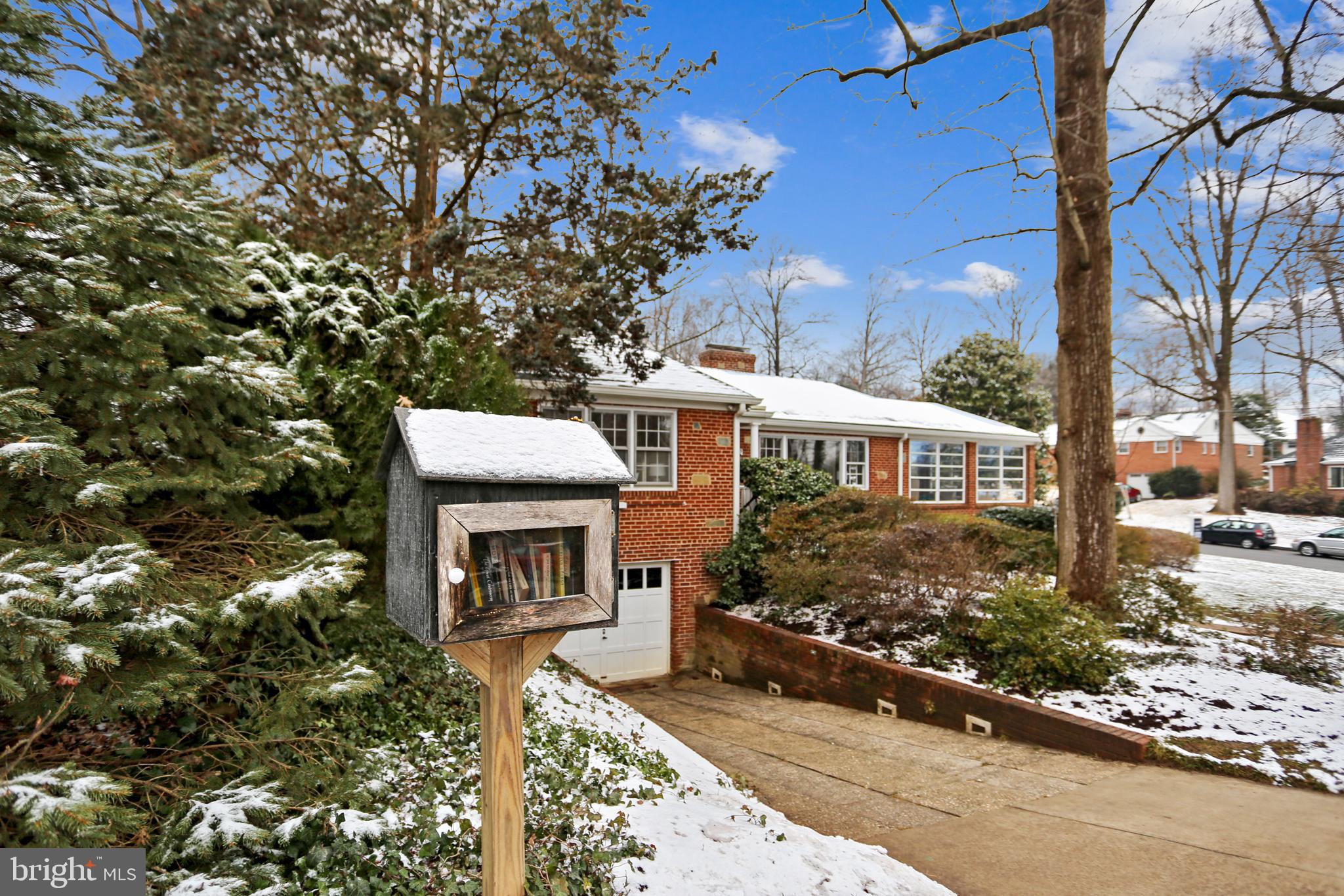 9802 Dameron Drive Silver Spring, MD 20902 - Photo 2 of 37 1 of 2 driveways