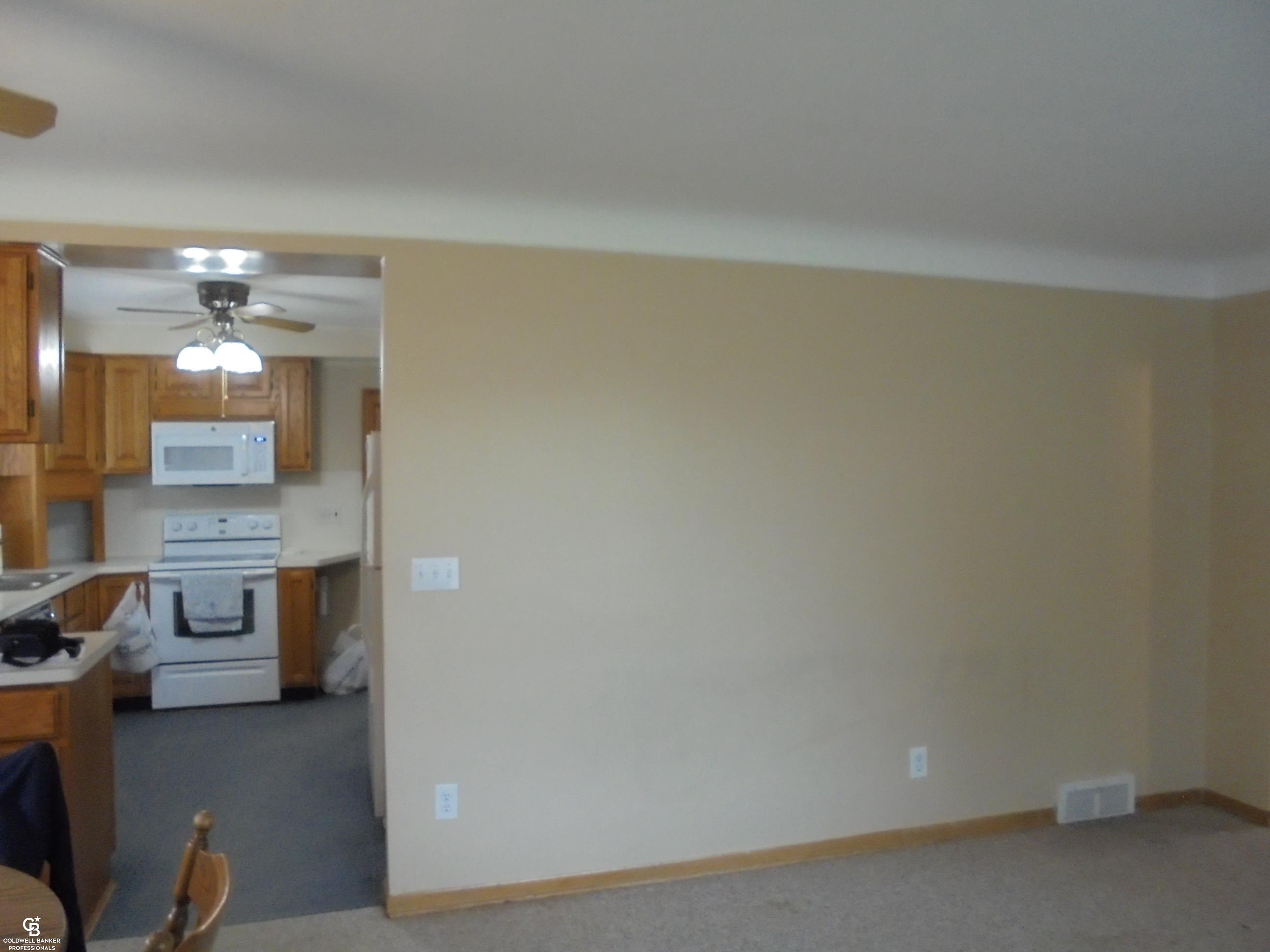 18138 22 Mile Road Macomb, MI 48044 - Photo 16 of 41