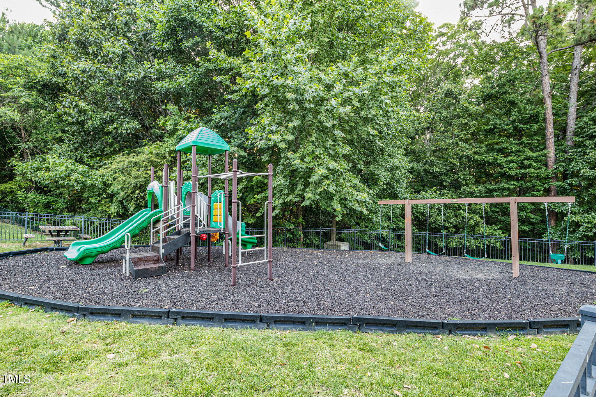 4405 Sugarbend Way Raleigh, NC 27606 - Photo 10 of 36 40-web-or-mls-IMG_0205